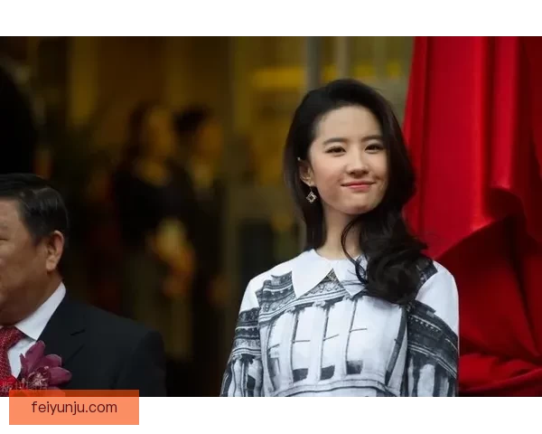 推到杨幂赵丽颖郑爽刘亦菲片，娱乐圈流量女神背后鲜为人知的影视风云秘辛 